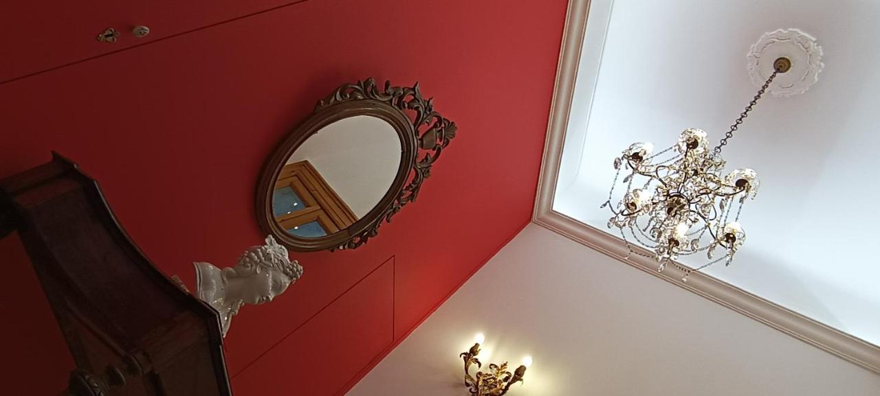 Amanda'S Suite 塔兰托 外观 照片