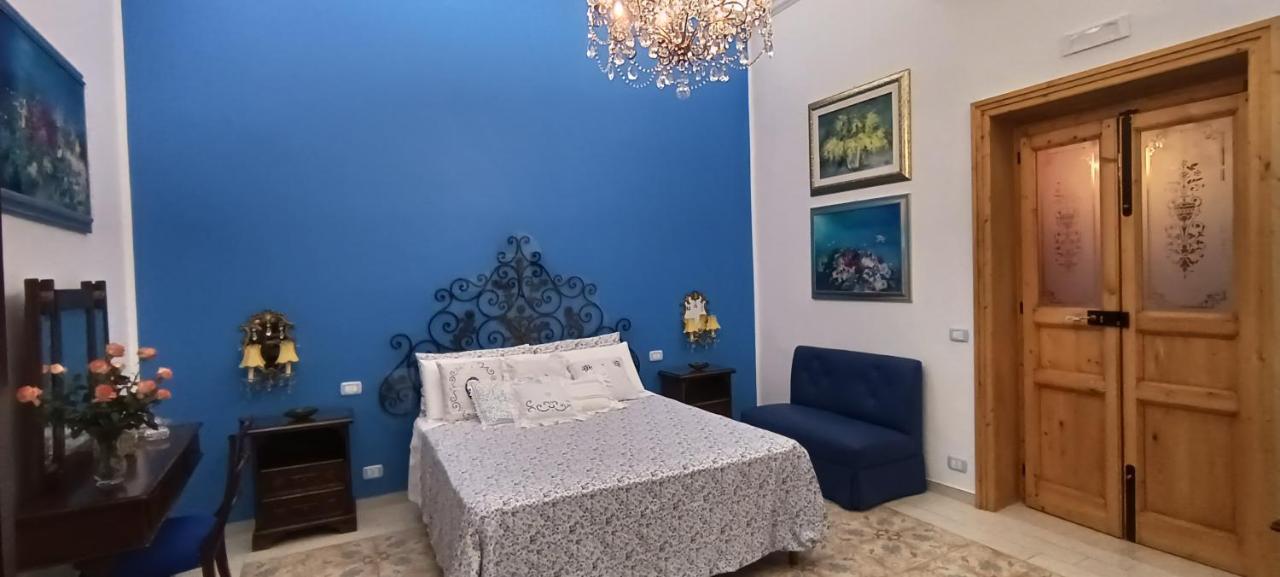 Amanda'S Suite 塔兰托 外观 照片